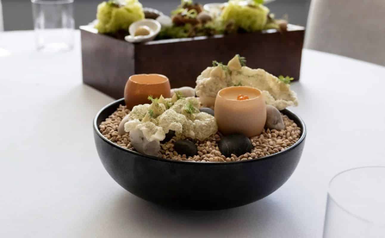 Mela 50 off the first table of the night with First Table