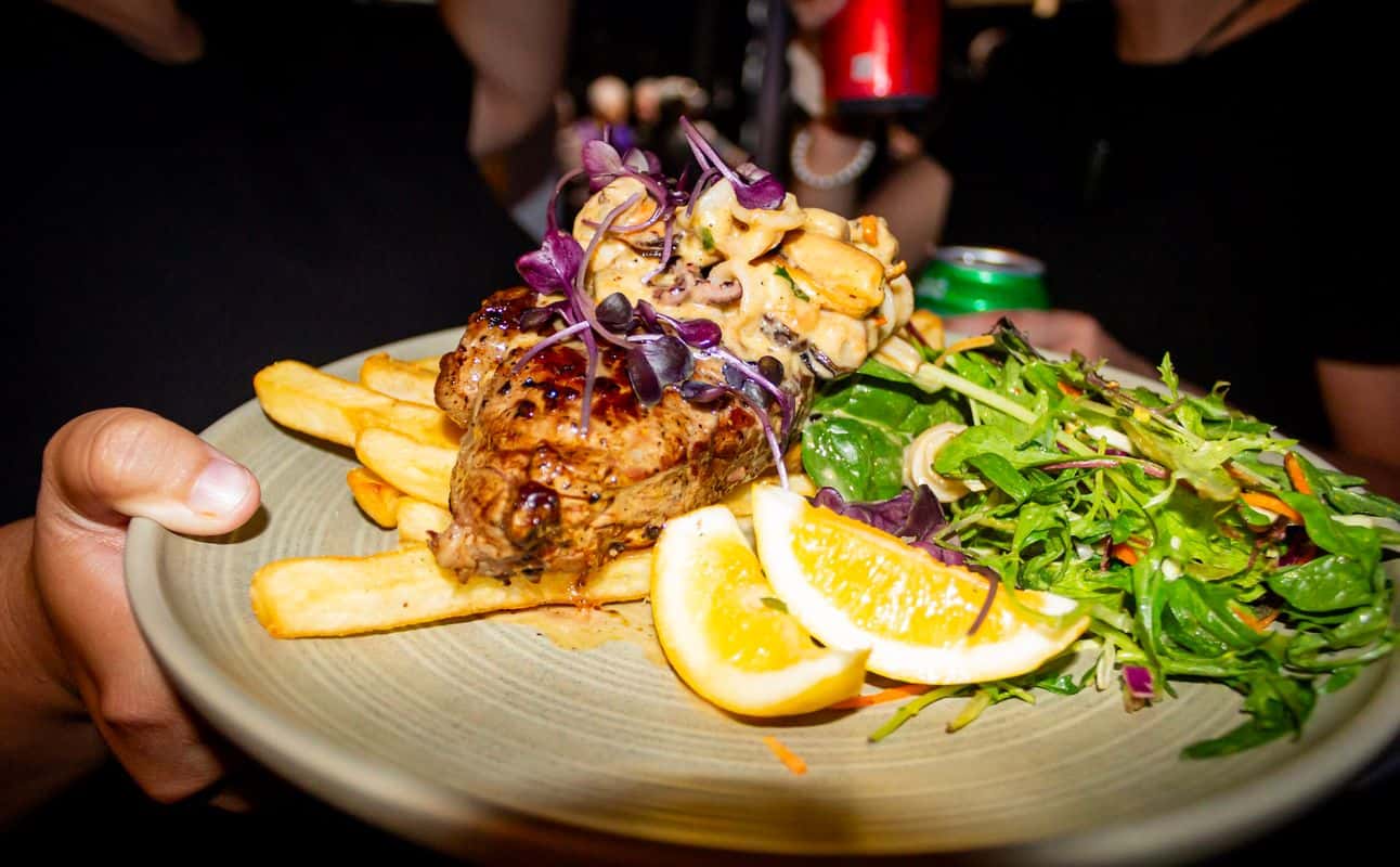 Bay View Cafe & Restaurant - Welcome Bay