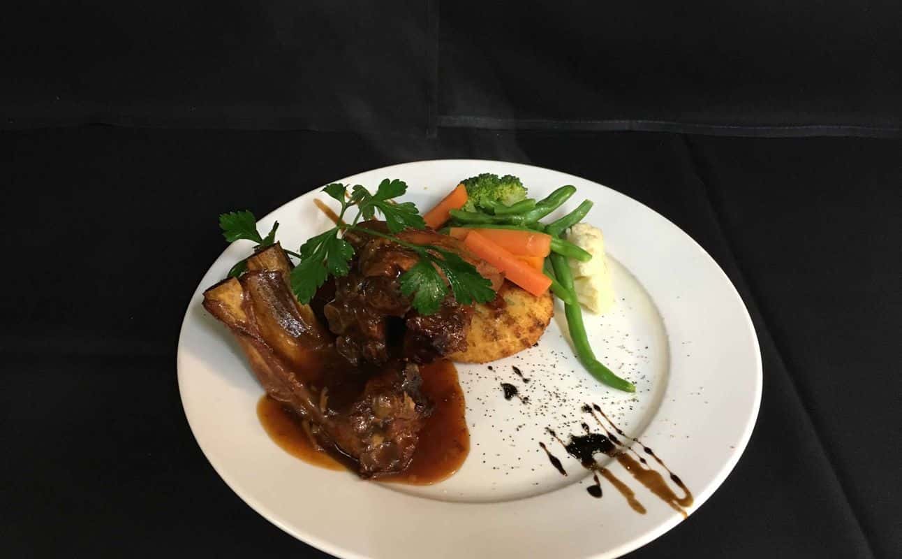 Enjoy The Poolside Bistro in Blenheim, Marlborough
