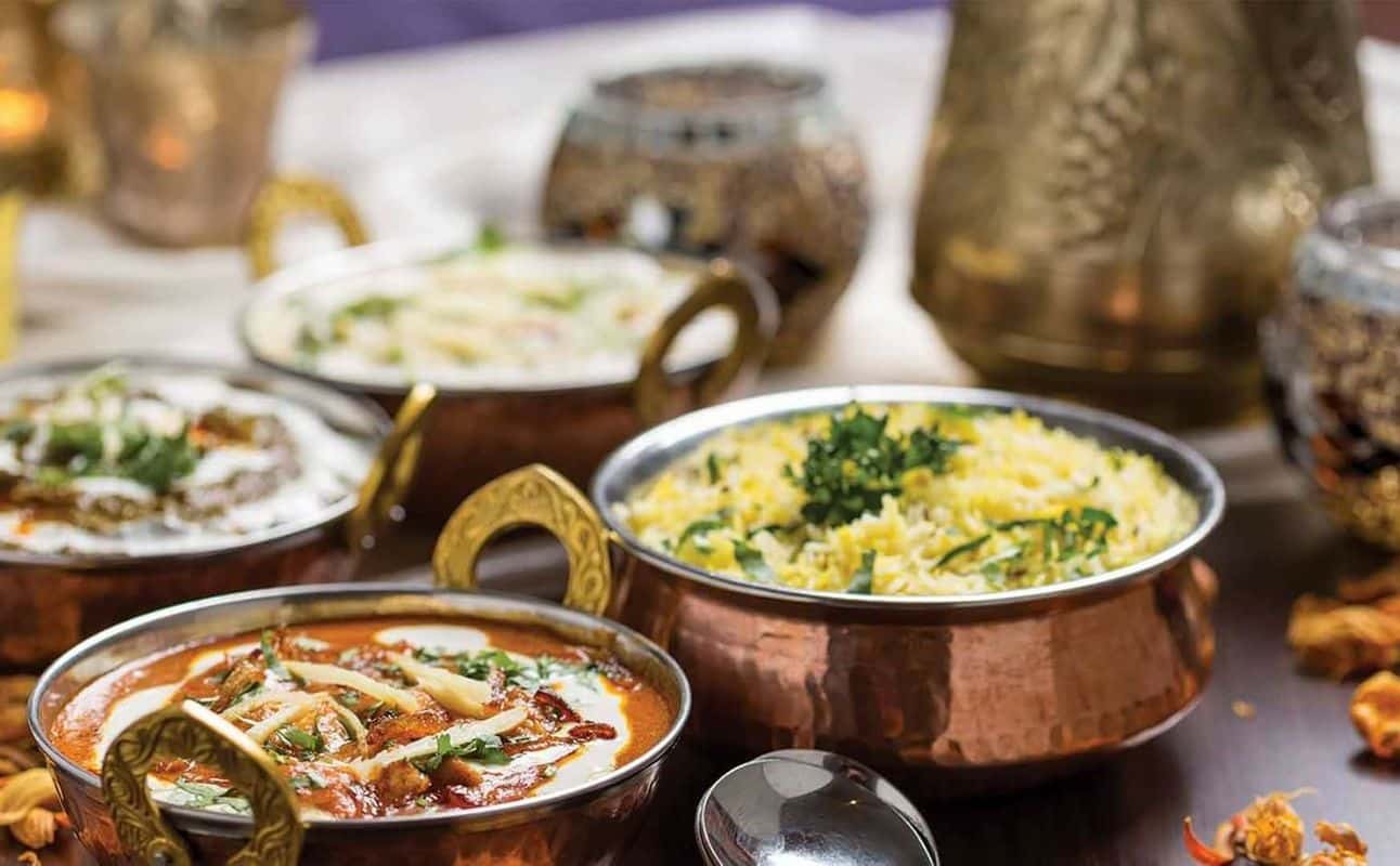 Enjoy Indian, Seafood and Vegetarian cuisine at Curry Time in Redwood, Christchurch