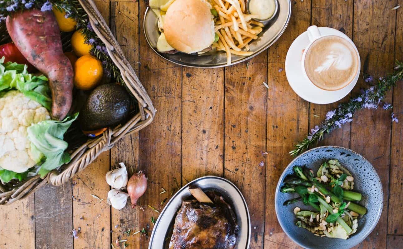 Enjoy Family, New Zealand and Cafe cuisine at Hawea Store & Kitchen in Lake Hawea, Wanaka