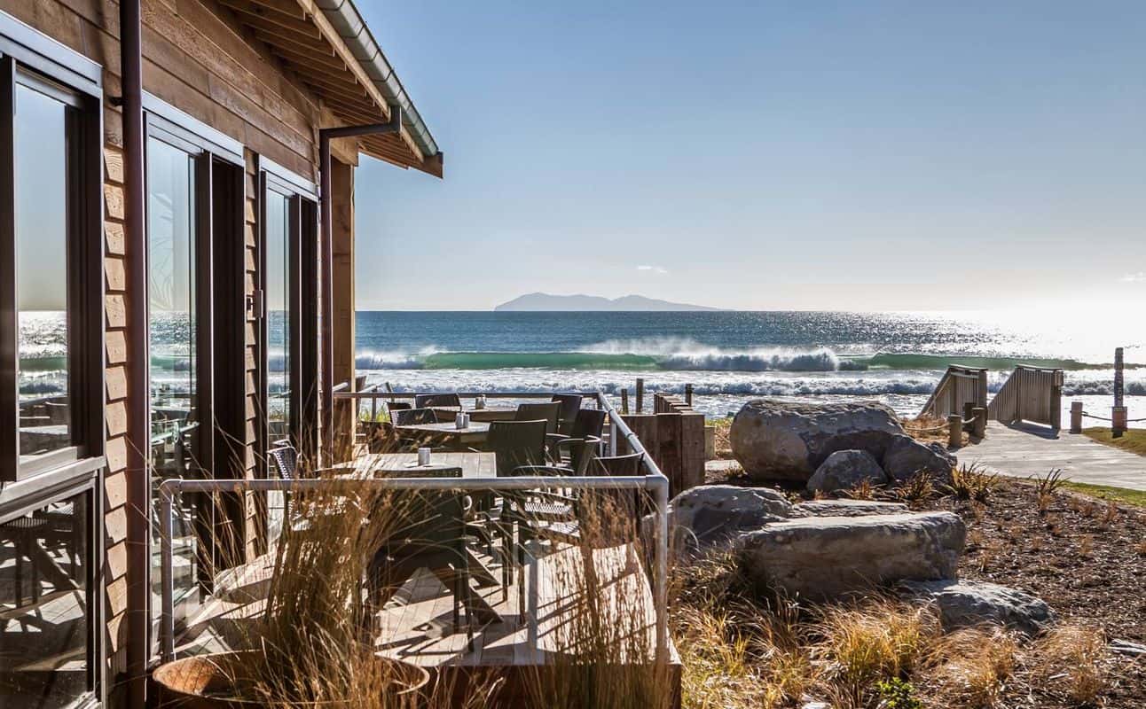 Enjoy New Zealand cuisine at Flatwhite Waihi Beach in Waihi, Bay Of Plenty