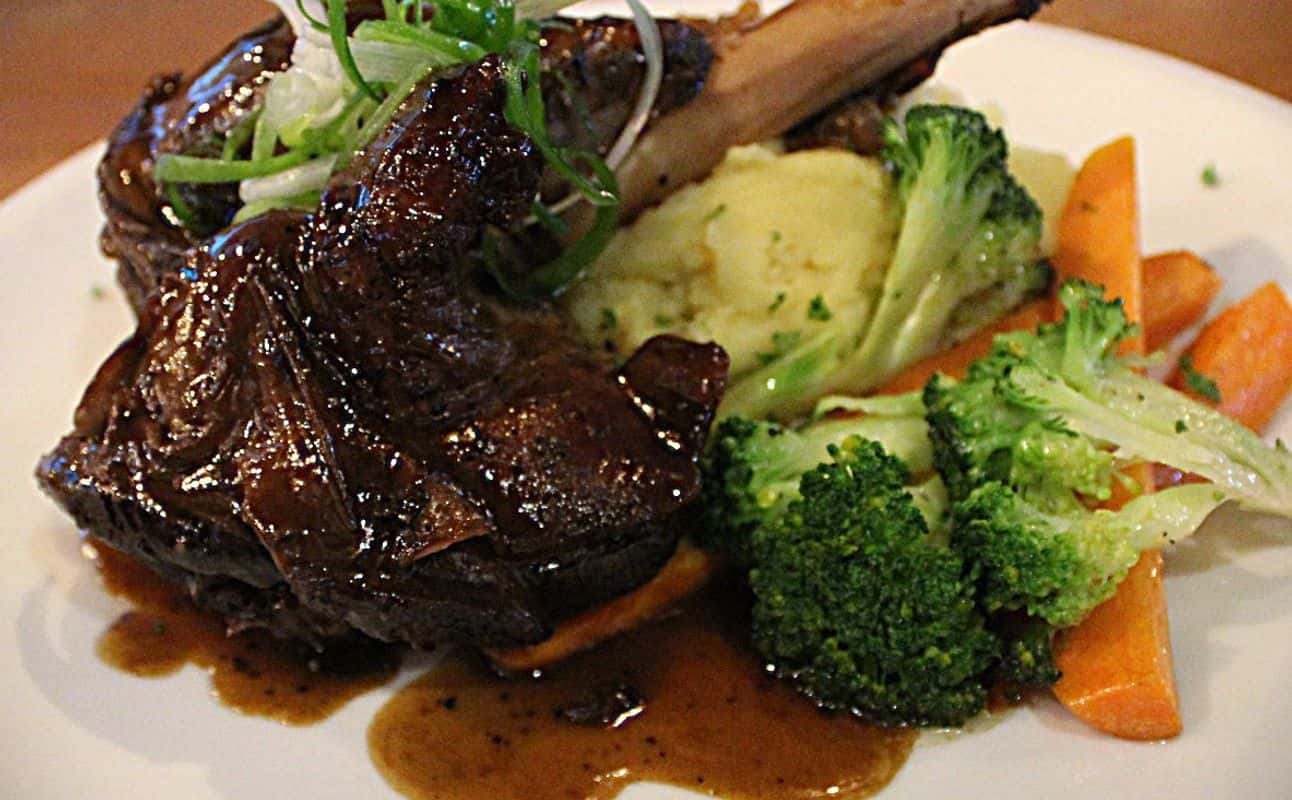 Mike's Bistro & Taproom