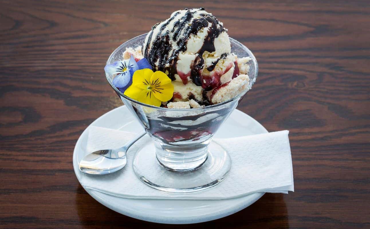 Enjoy New Zealand cuisine at Craythorne's Hotel in Halswell, Christchurch