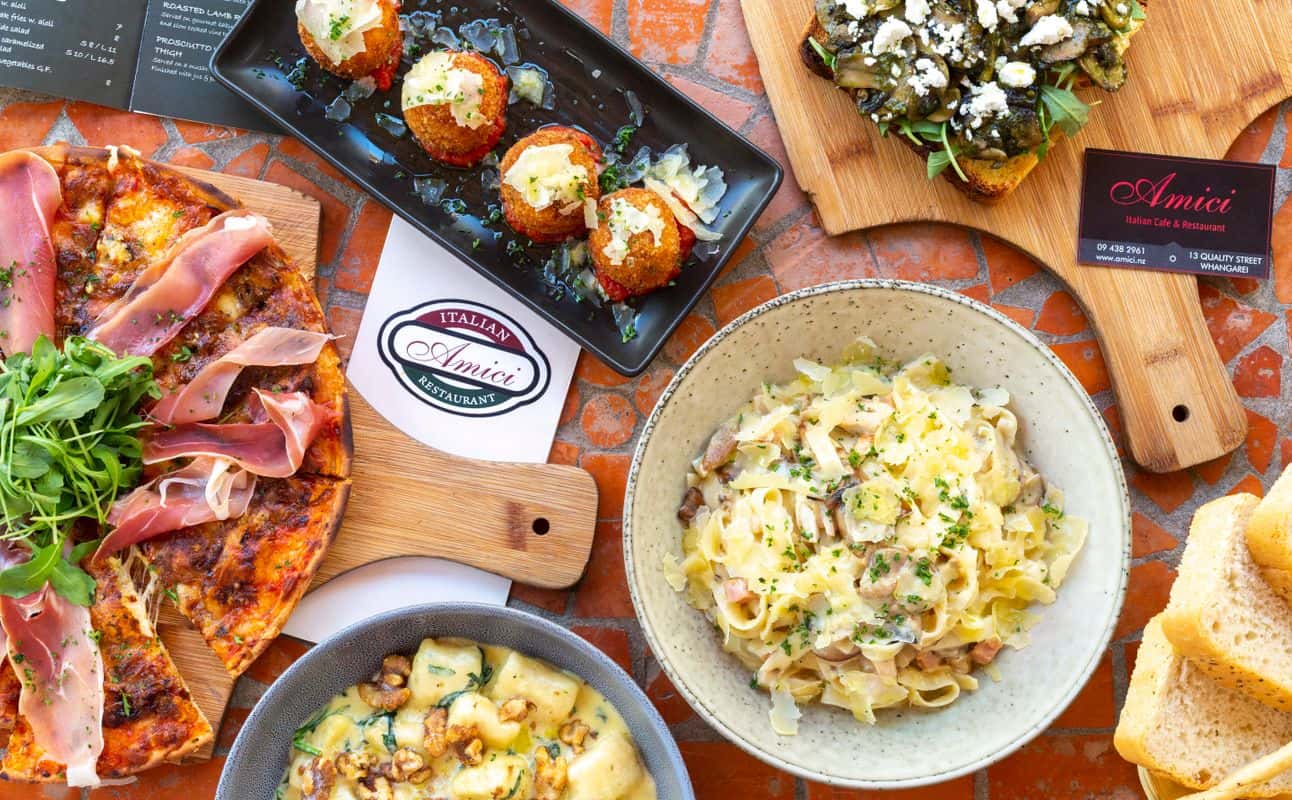 Enjoy Italian and Pizza cuisine at Amici Italian Restaurant in Whangārei