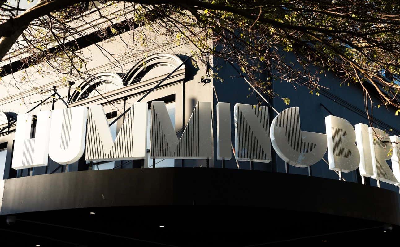 Hummingbird Restaurant and Lounge