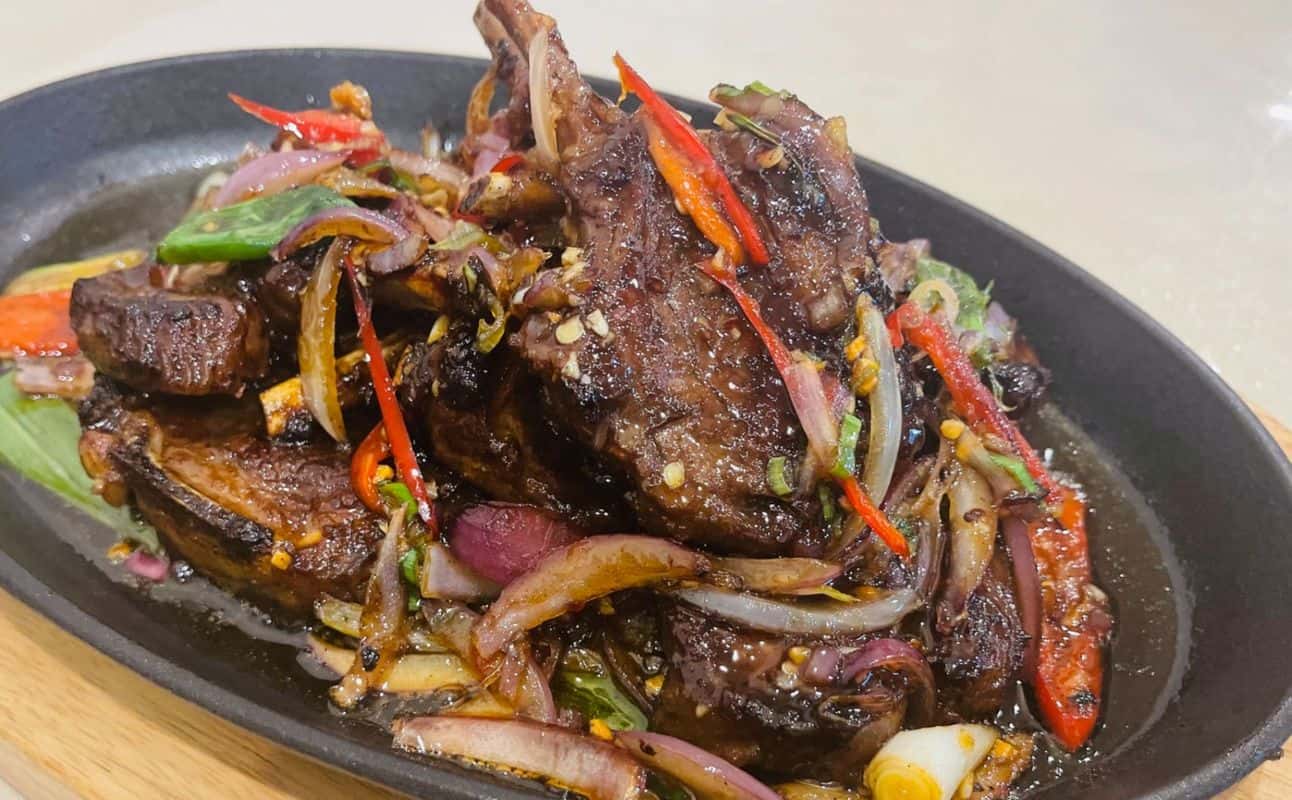 Enjoy Malaysian, Chinese, Asian, Vegetarian options, Vegan options, Restaurant, Private dining, Free onsite parking, Street parking, Child friendly, Highchairs available, Wheelchair accessible, $$$, Groups, Families and Special occasion cuisine at Treasure Kitchen in Greenlane, Auckland