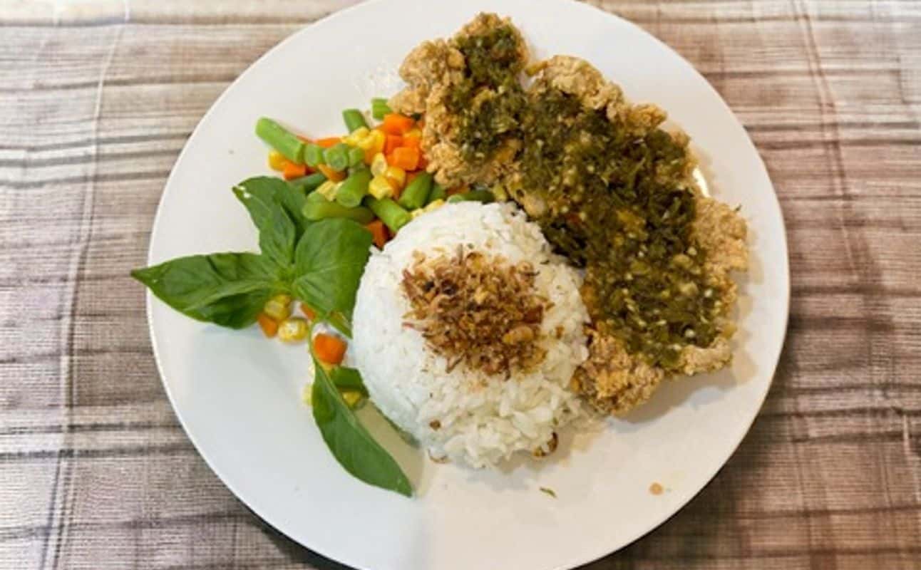 Enjoy Indonesian, Asian, Restaurant, Highchairs available, Street parking, Indoor & outdoor seating, Non-smoking, $$, Families and Groups cuisine at Lima's Kitchen in Browns Bay, Auckland