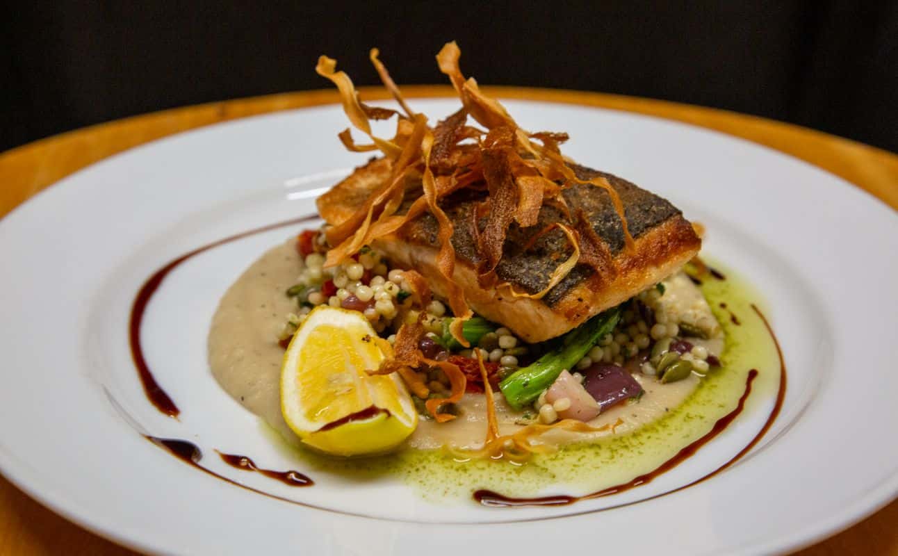 Enjoy New Zealand cuisine at Shackleton’s @ Brinkley Resort in Methven, Canterbury Townships
