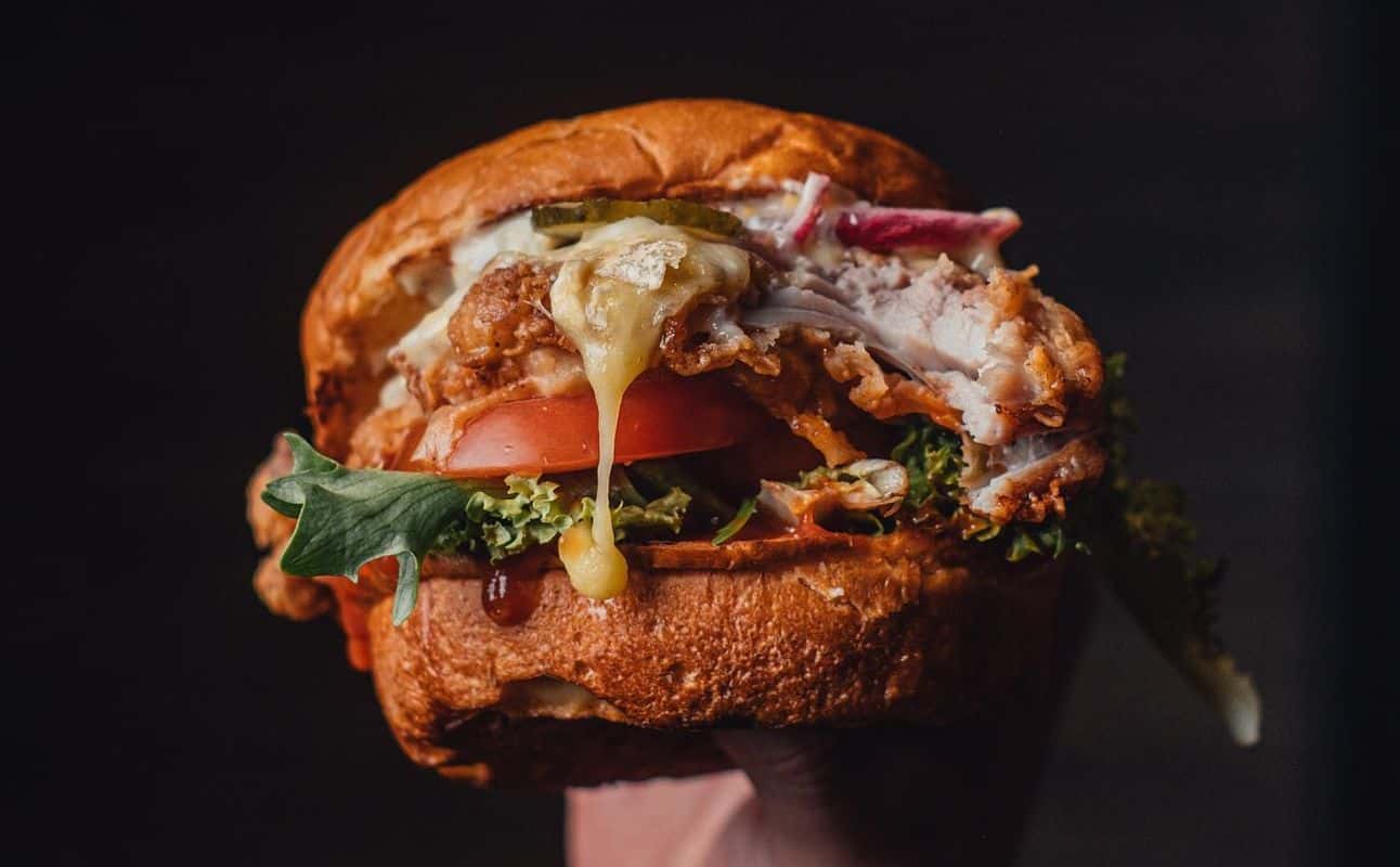 Enjoy Pub Food cuisine at The Barrel Room in Tauranga, Bay Of Plenty