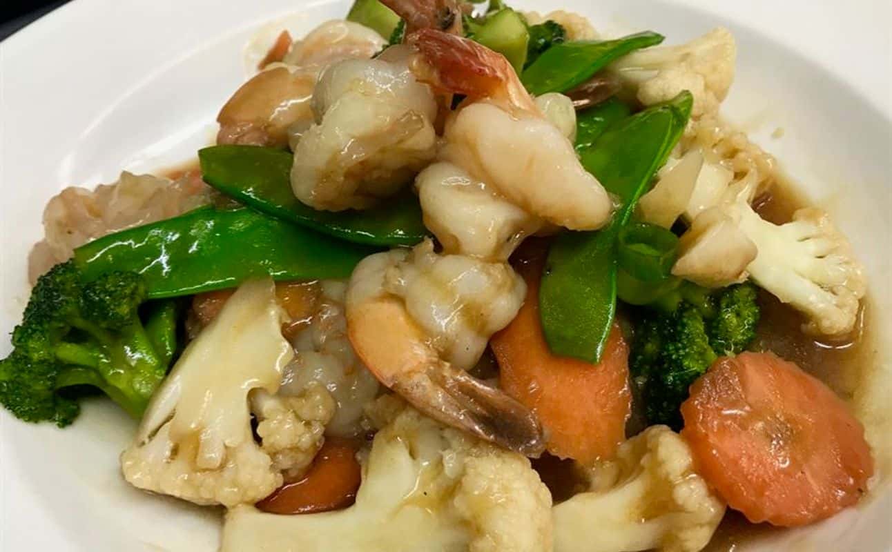Enjoy Asian and Chinese cuisine at Miracle Asian Restaurant in Nelson, Nelson & Tasman District