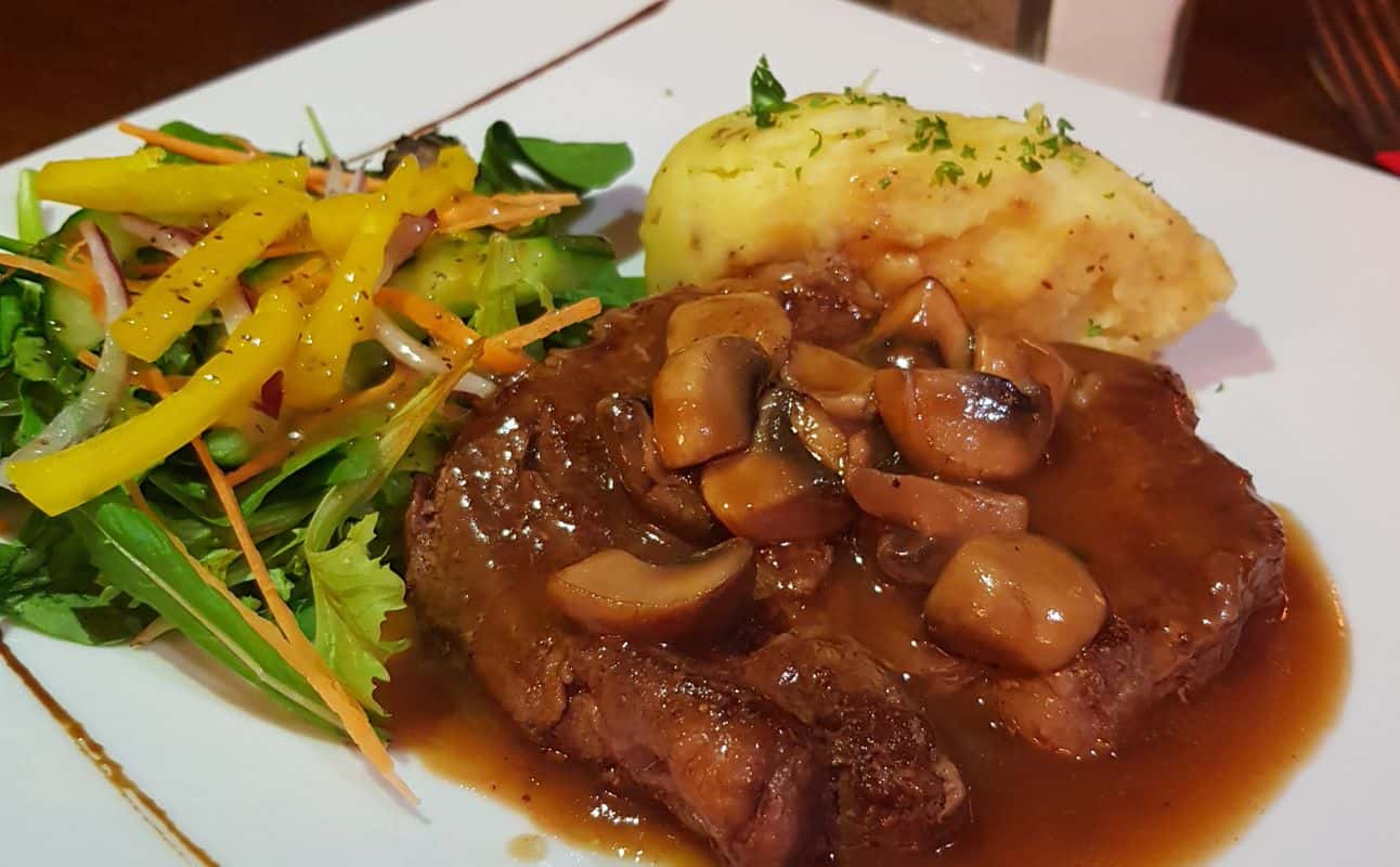 Enjoy Small plates and Seafood cuisine at Decanta in New Plymouth, Taranaki