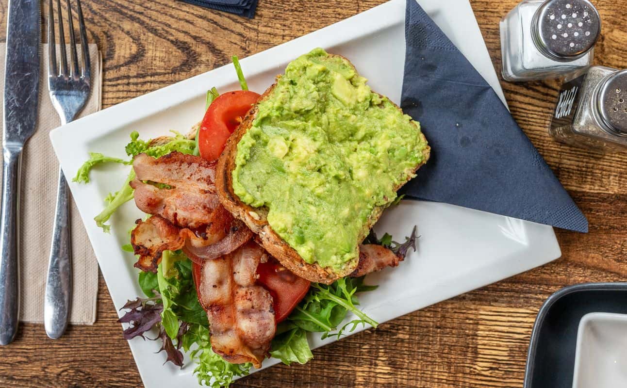 Catch 22 Cafe & Bar
