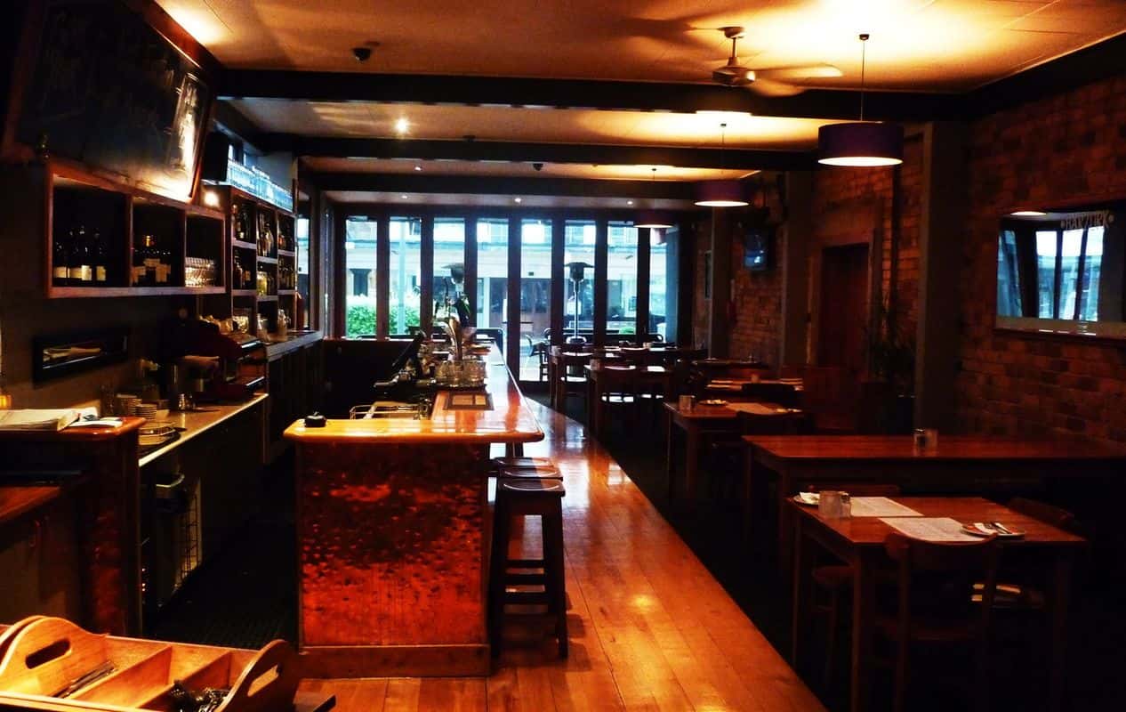 Enjoy New Zealand and Pizza cuisine at Barzurk Restaurant & Bar in Hamilton Central, Waikato