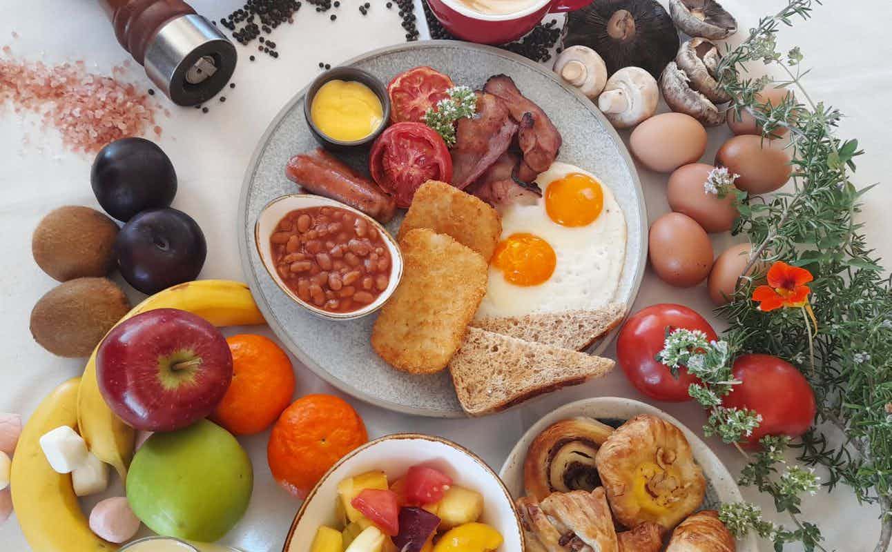 Enjoy New Zealand, Breakfast and Buffet cuisine at Oceano Restaurant in Nelson, Nelson & Tasman District