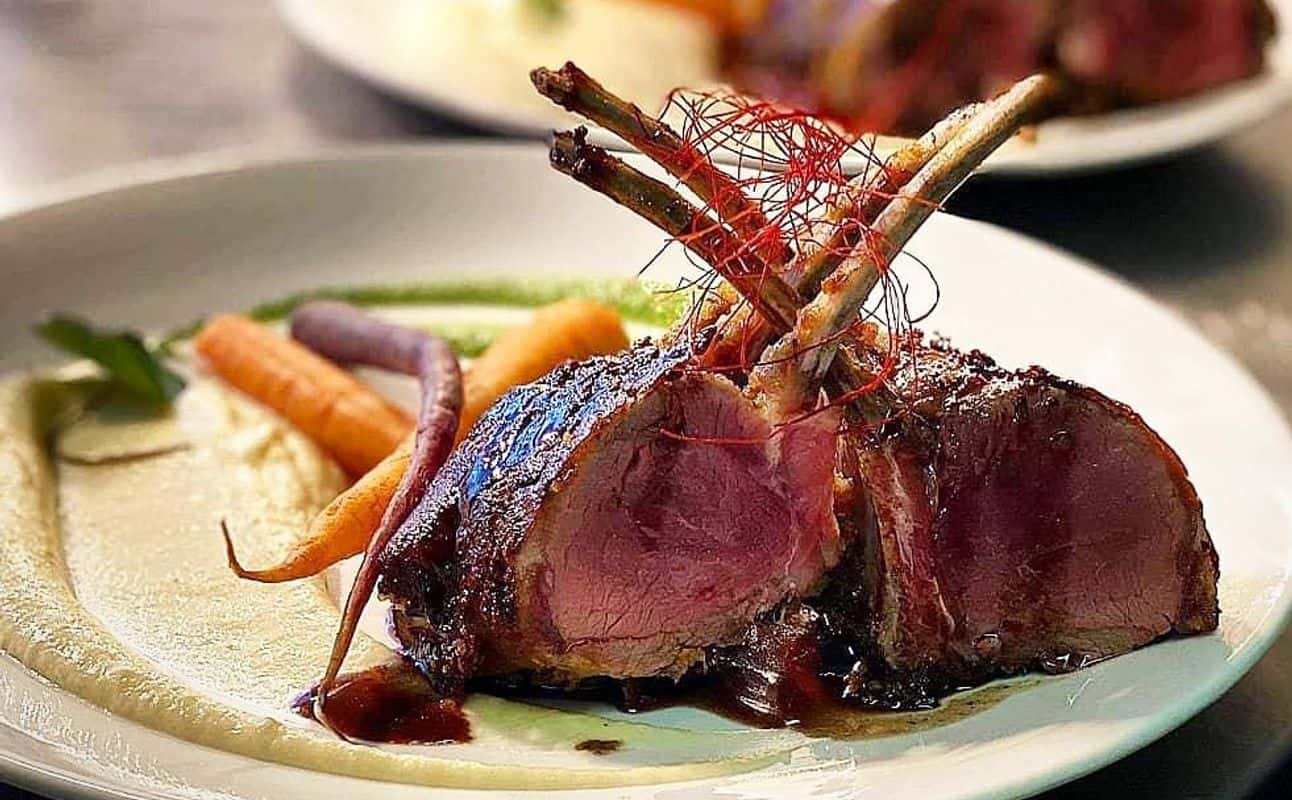 Enjoy New Zealand cuisine at Half and Half in Te Awamutu, Waikato