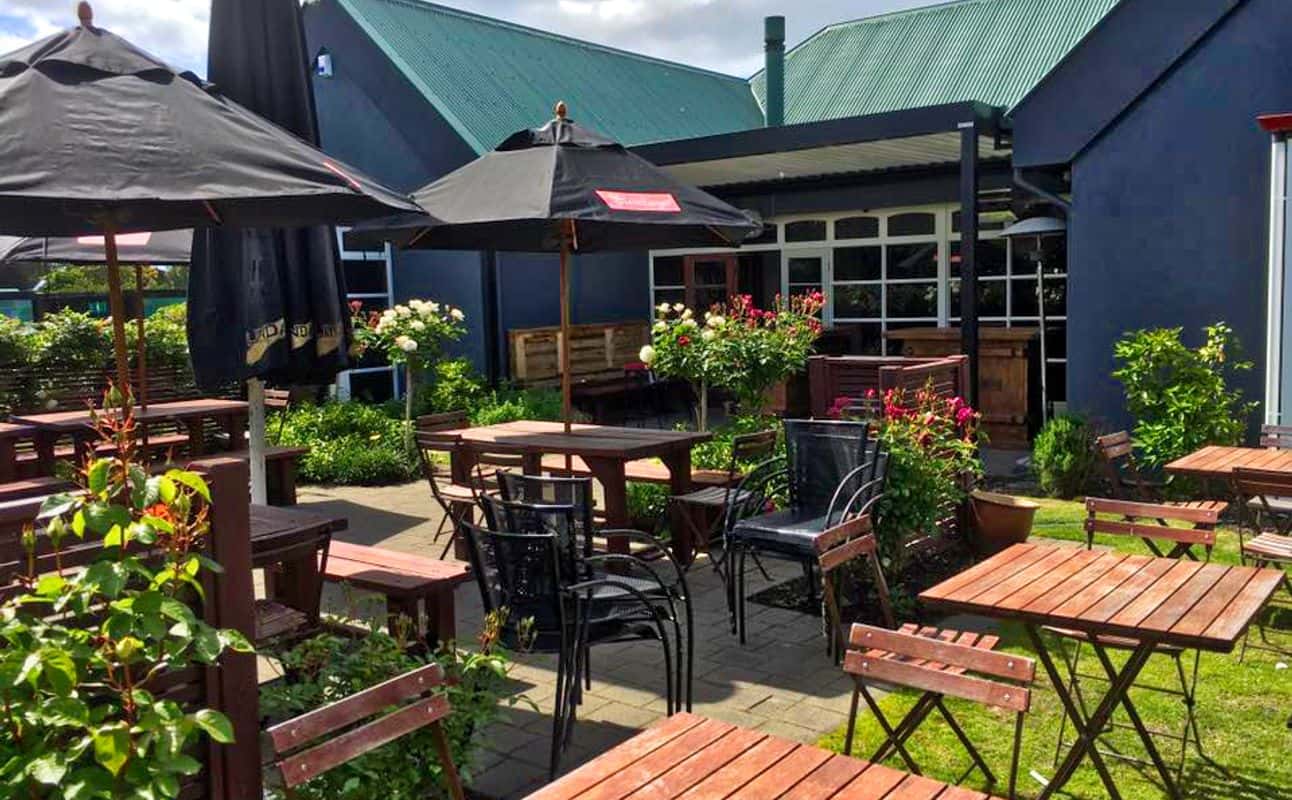 Enjoy Family cuisine at Cranford Ale House in St Albans, Christchurch