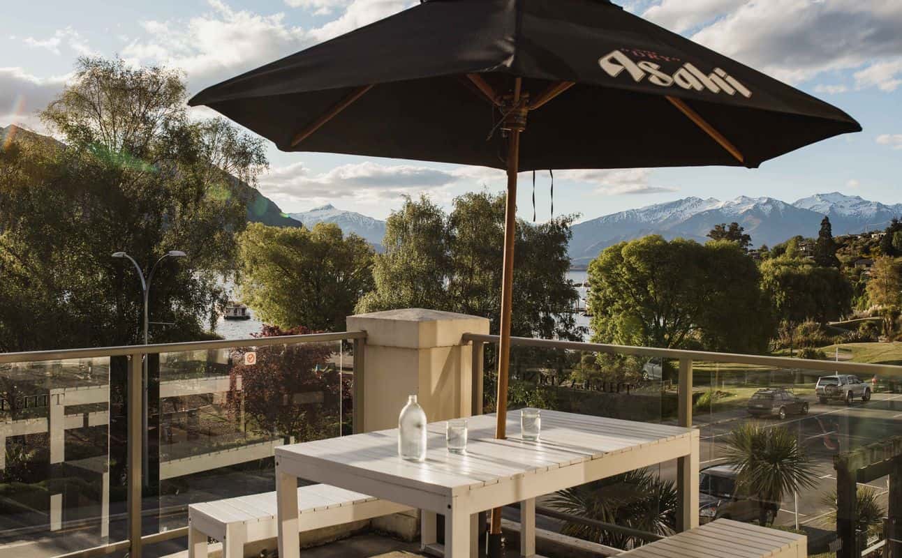 Enjoy New Zealand and European cuisine at The Landing Lake Wanaka in Wanaka