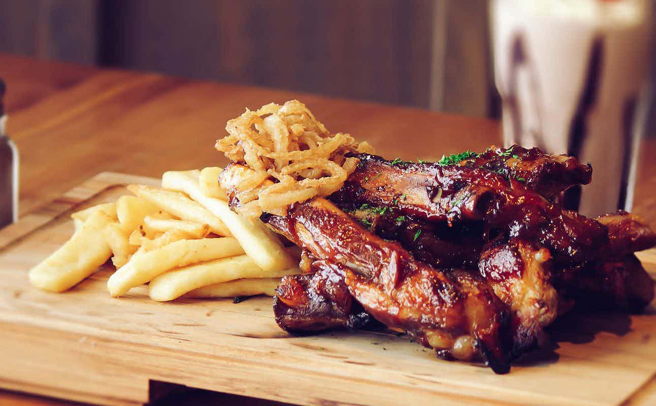 Enjoy Family and New Zealand cuisine at Dixie Browns Mount Maunganui in Mount Maunganui, Bay Of Plenty