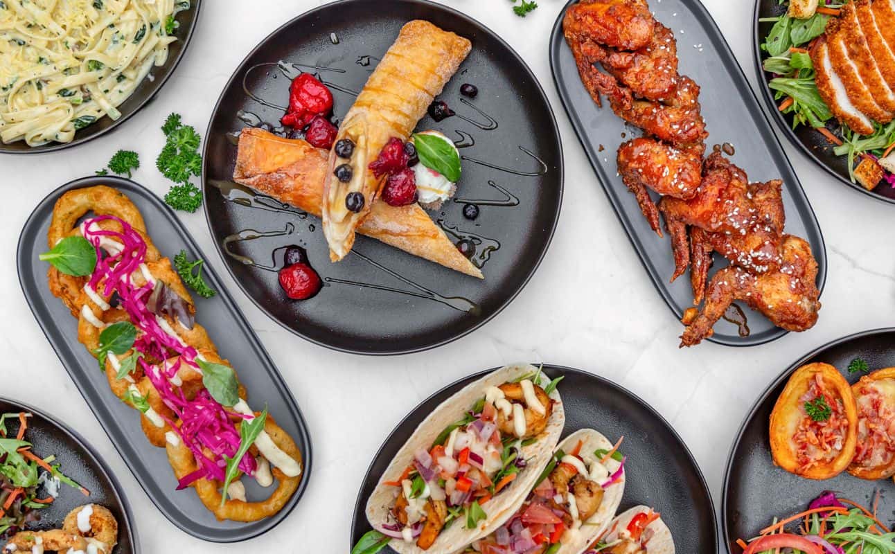 Enjoy Buffet, International, Vegan options, Vegetarian options, Hotel restaurant, Child friendly, Free onsite parking, Wheelchair accessible, Table service, $$ and Families cuisine at Swiss Belresort Café Restaurant in Arthurs Point, Queenstown