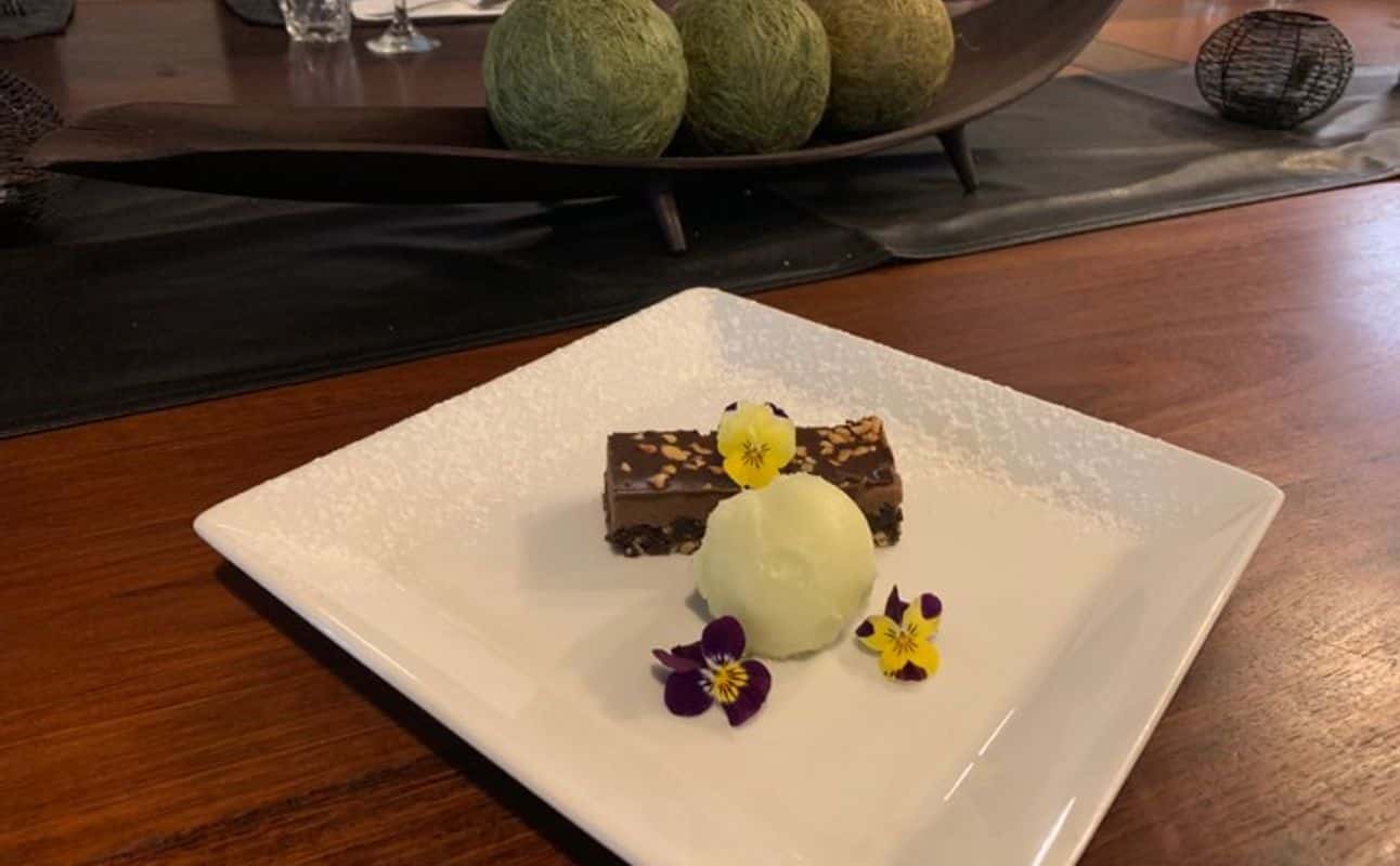 Enjoy Family and Steakhouse cuisine at Tony's Restaurant & Bar Henderson in Henderson, Auckland