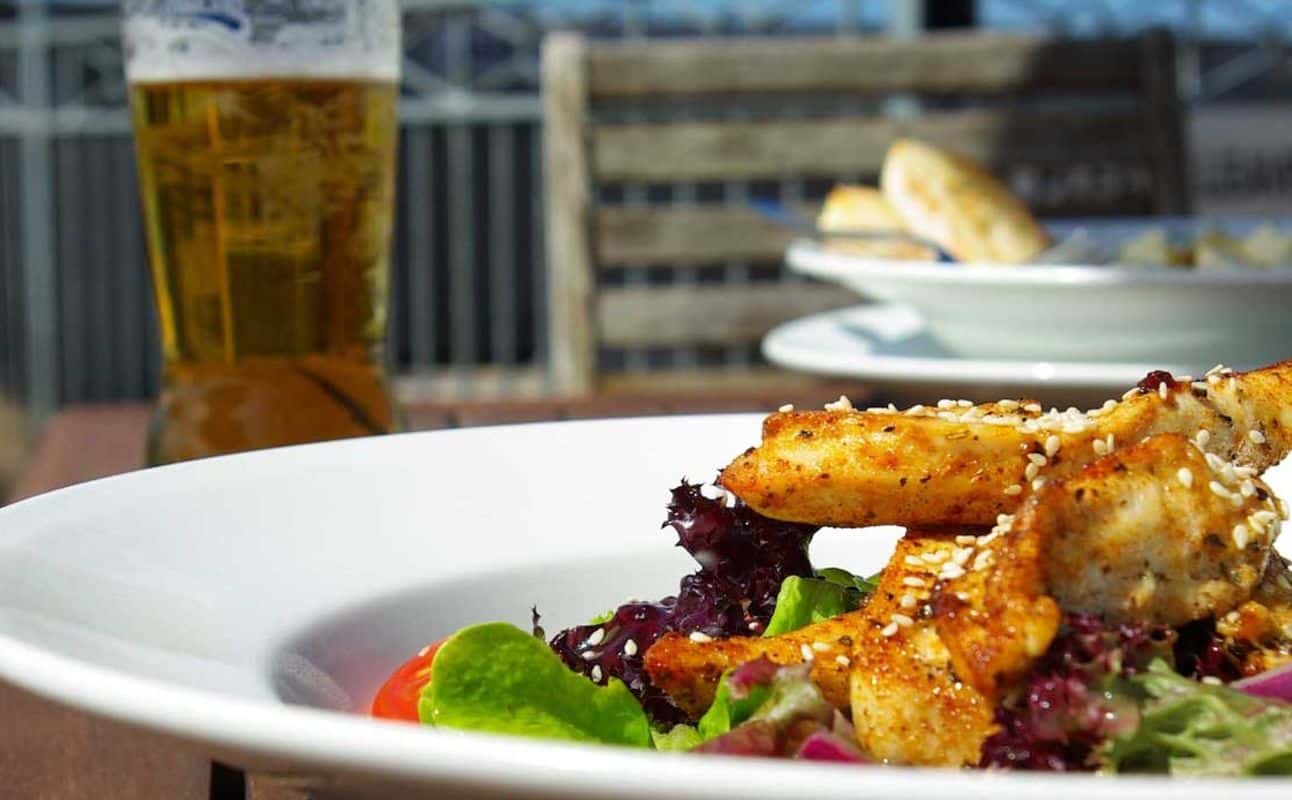 Enjoy Pub Food, Pizza and Seafood cuisine at JARKs Cityside in Hastings, Hawke's Bay