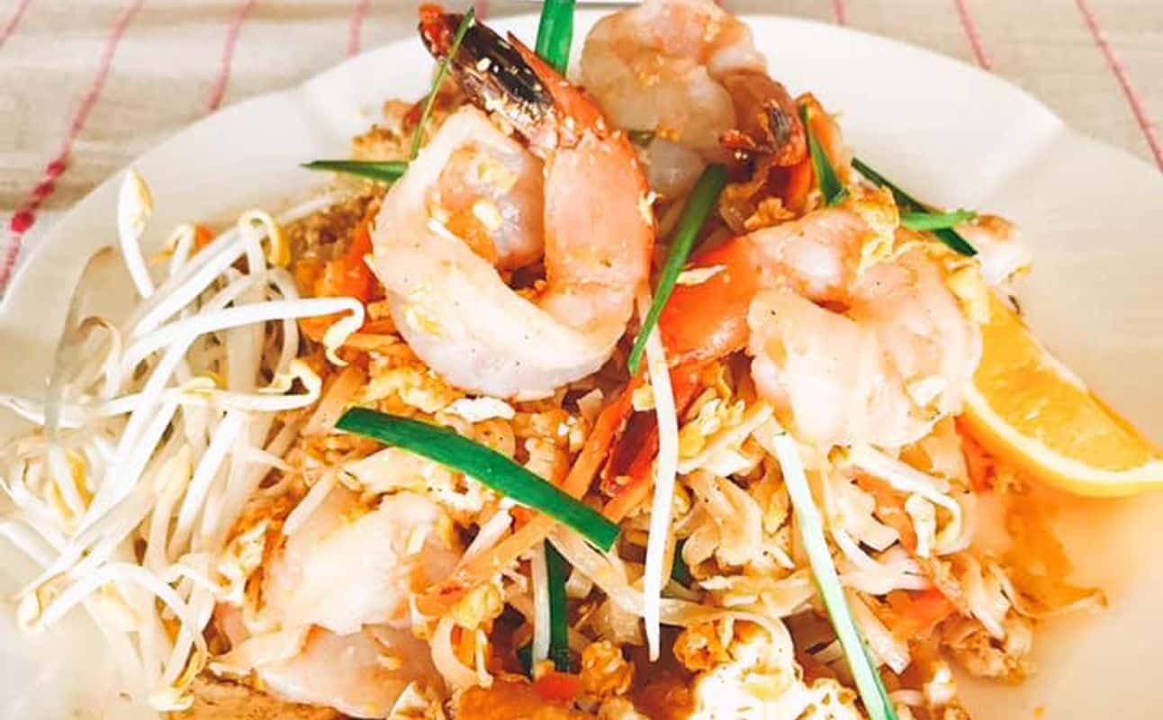 Enjoy Thai, Restaurant, Private dining, Street parking, Free wifi, Table service, $$, Groups, Families and Business meetings cuisine at Primerose Thai Cuisine in Birkenhead, Auckland
