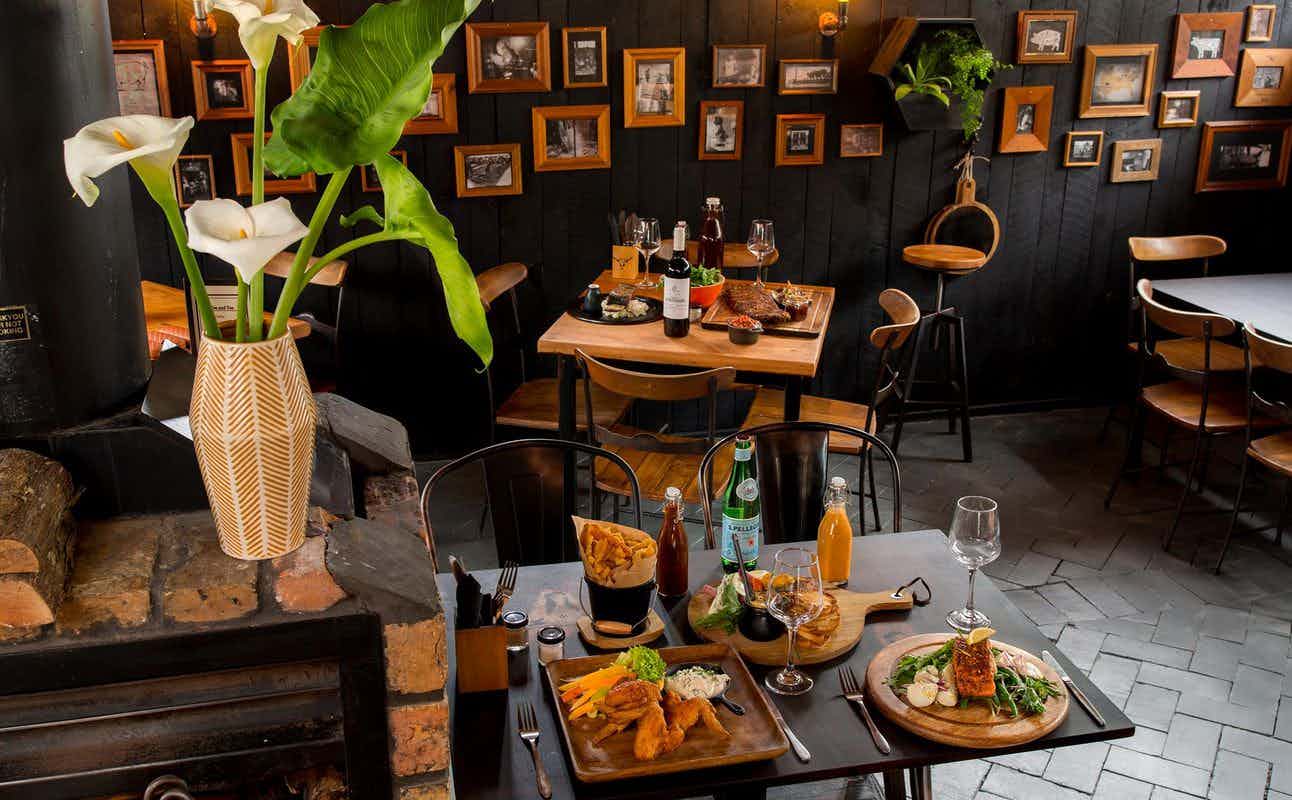 Enjoy Grill & Barbeque, New Zealand and Vegan cuisine at Blue's BBQ & Bar in Warkworth, Auckland