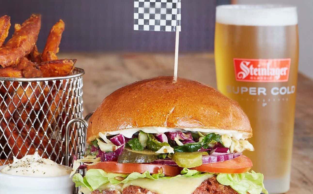 Enjoy New Zealand, Steakhouse and Burgers cuisine at Lone Star Queen Street in Downtown Auckland, Auckland