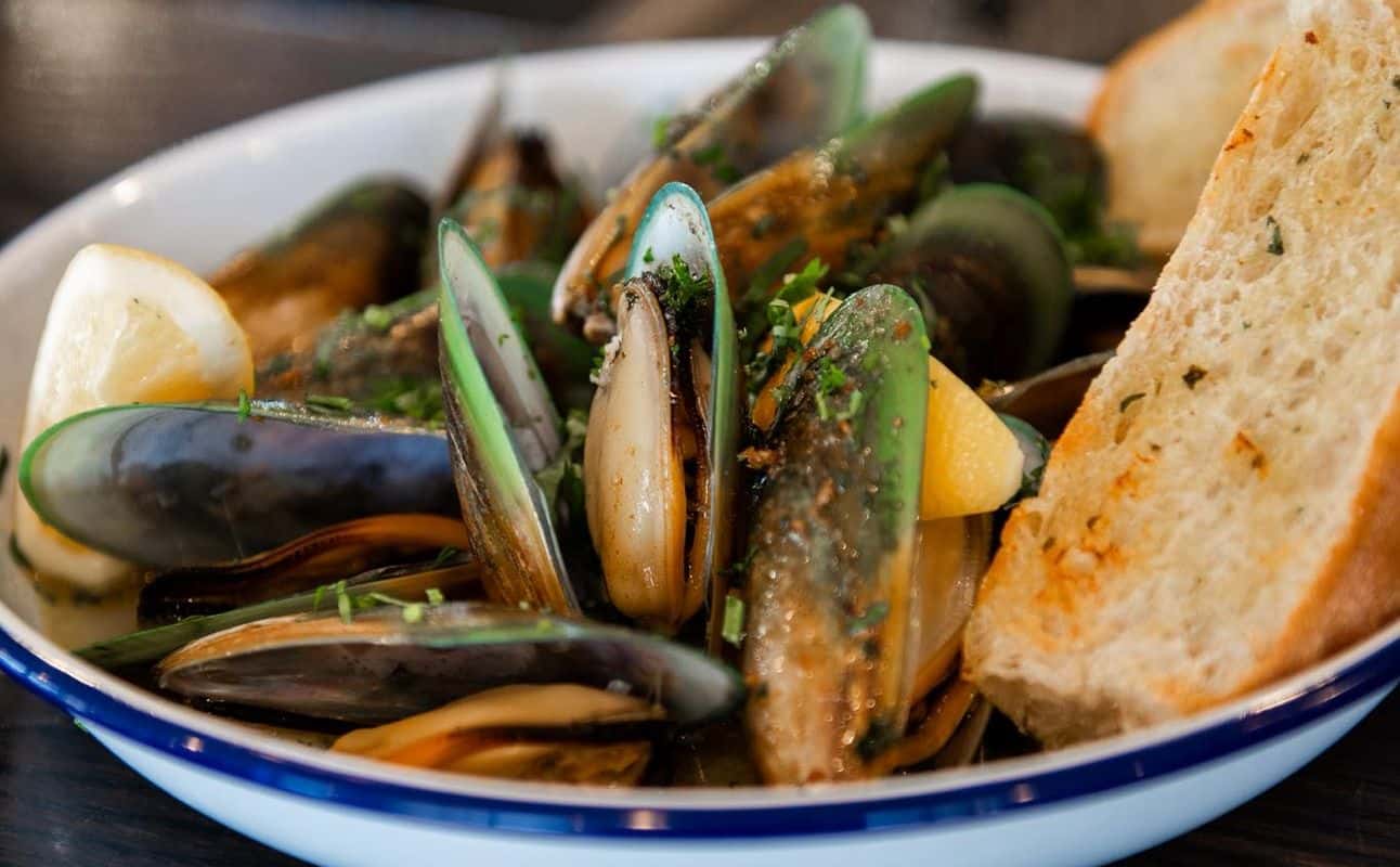 Enjoy New Zealand, Pizza, Seafood, Vegetarian options, Gluten Free options, Restaurant, Cocktail bar, Wine bar, Indoor & outdoor seating, Child friendly, $$$, Groups and Families cuisine at Fork & Fable Restaurant, Pizzeria + Bar in Picton, Marlborough