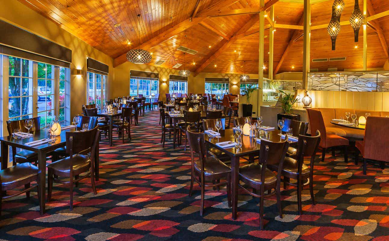 Enjoy New Zealand and Seafood cuisine at Pavilion Restaurant in Taupo