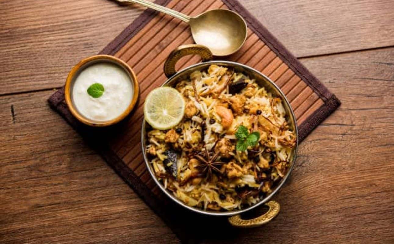 Enjoy Fusion, Indian, Vegetarian options, Wine bar, Late night, Private dining, Table service, $$, Craft beer, Date night and Families cuisine at Plan B Lounge in Parnell, Auckland