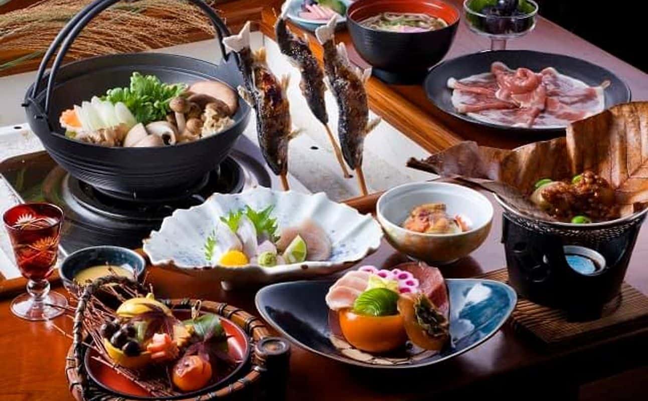 Enjoy New Zealand, Seafood, Gluten Free options, Vegetarian options, Dairy free options, Hotel restaurant, Bars & pubs, Indoor & outdoor seating, Highchairs available, Wheelchair accessible, Table service, $$$, Families and Groups cuisine at Finn's Paekakariki in Kapiti Coast