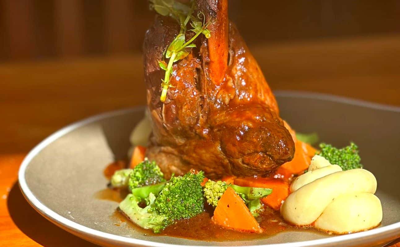 Enjoy European, Vegetarian options, Restaurant, Child friendly, $$$, Groups and Families cuisine at Glocal Bistro in Upper Hutt, Wellington