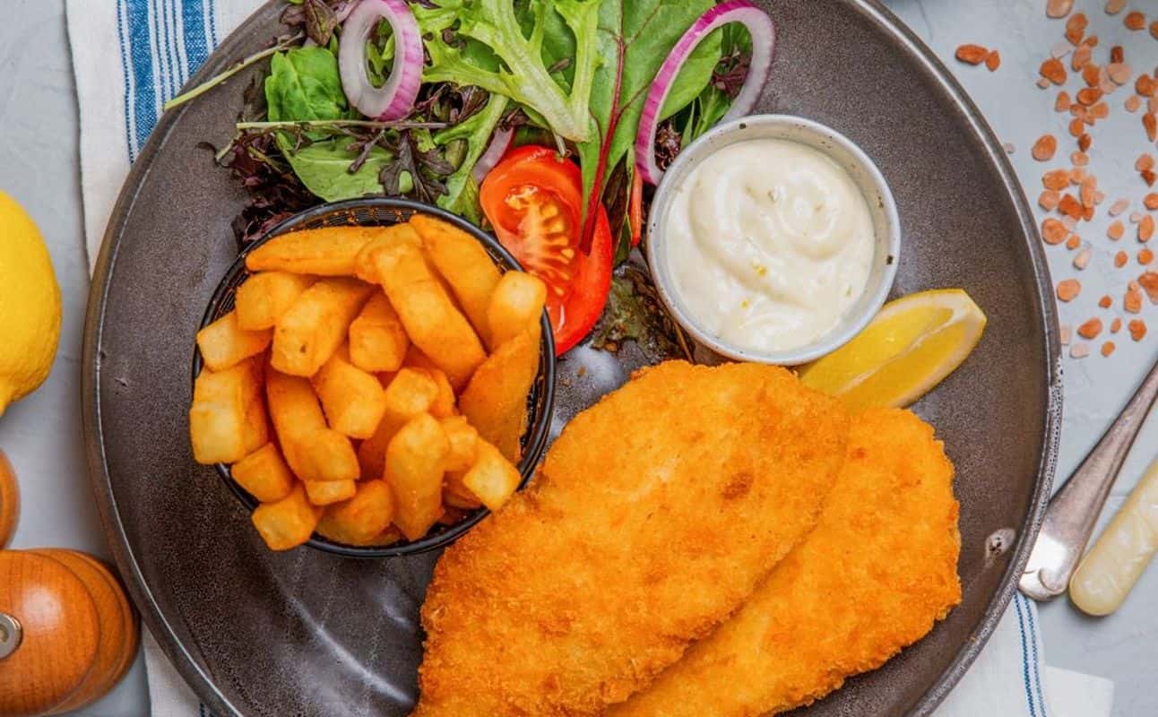 Enjoy Cafe, New Zealand, Vegan options, Gluten Free options, Vegetarian options, Restaurant, Indoor & outdoor seating, Highchairs available, Wheelchair accessible, Free wifi, Table service, Waterfront, $$, Groups and Families cuisine at The Coffee Club Taupo in Taupo